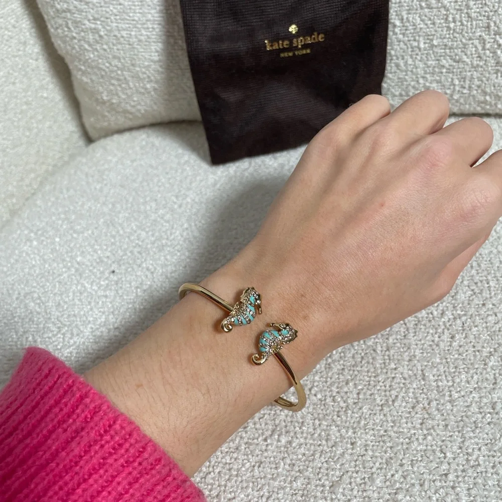 Kate‎ Spade Seahorse Paradise Found Crystal Gold Cuff Bracelet - Picture 6 of 8